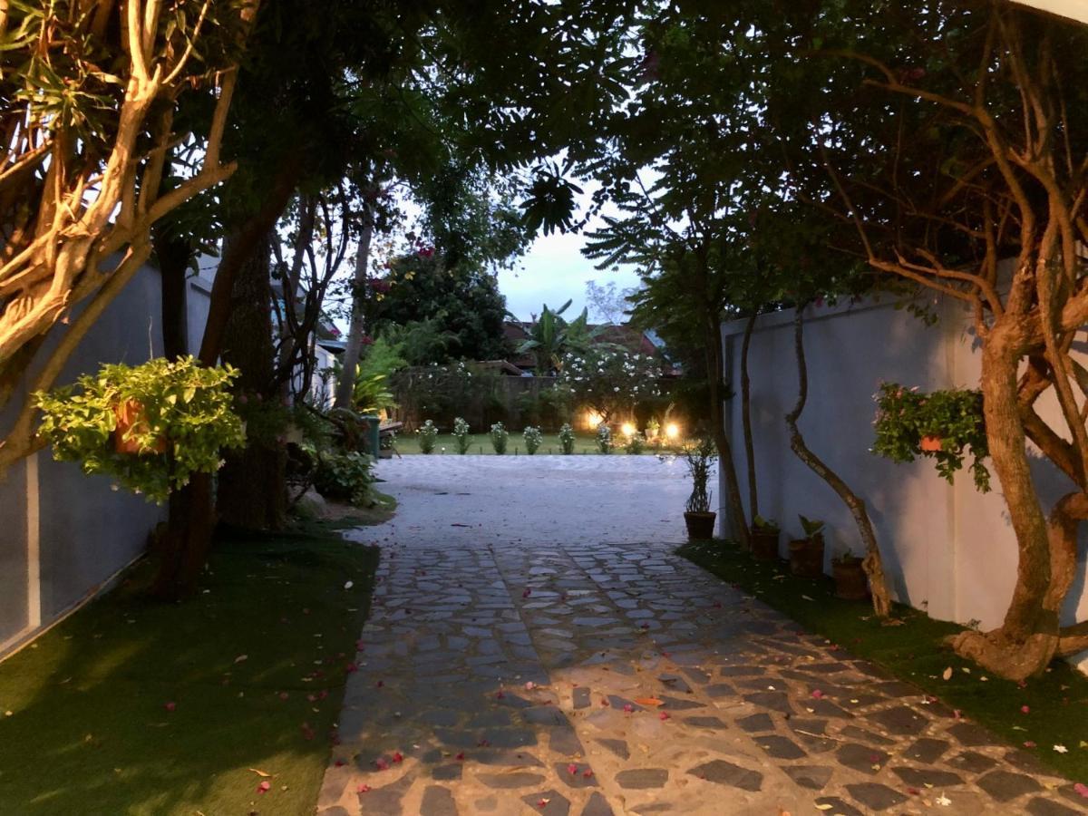 Pool Villas By Honey - Luxury Family Resort-8 Km From Beach & Nightlife Nong Prue 외부 사진