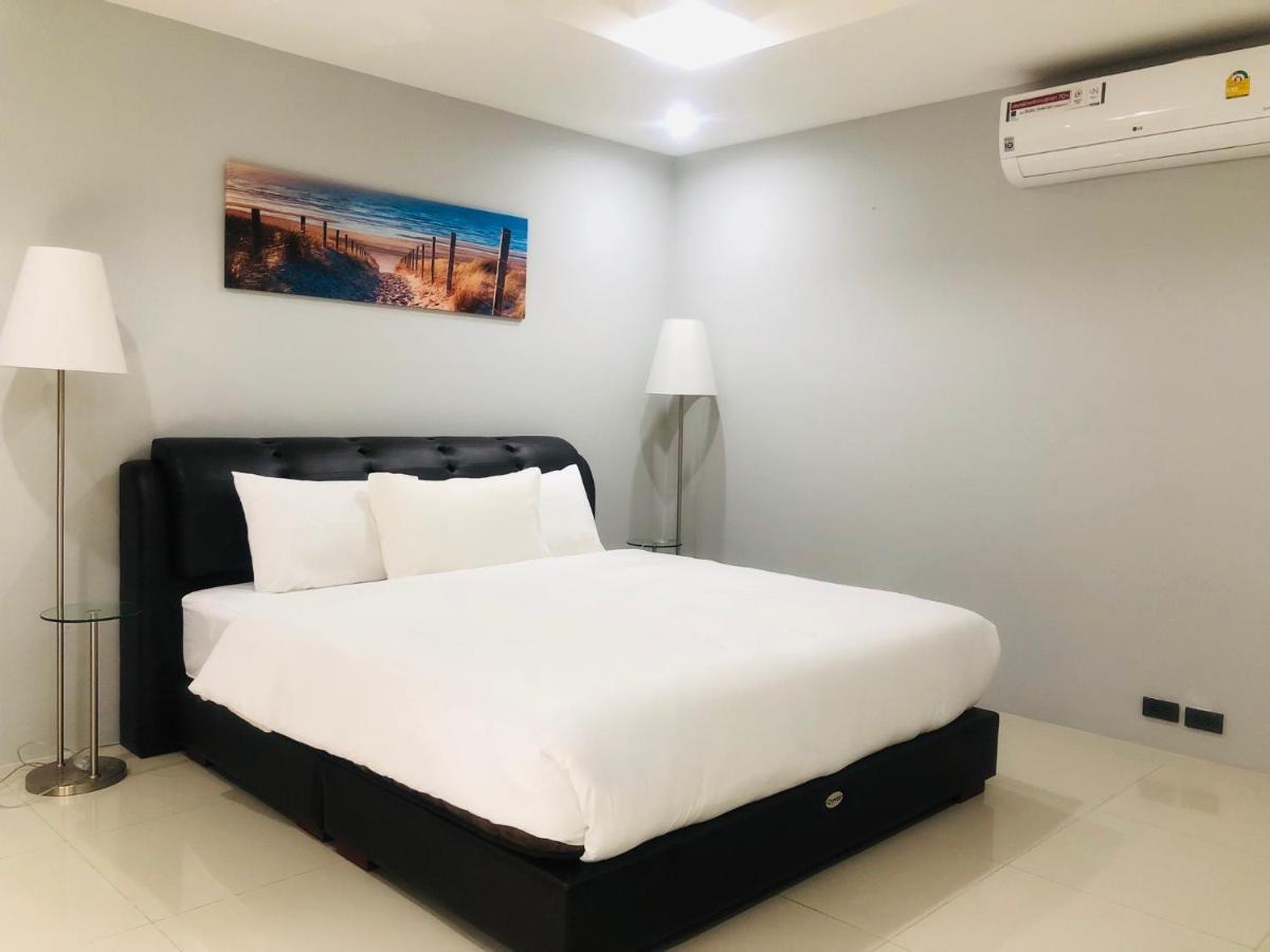 Pool Villas By Honey - Luxury Family Resort-8 Km From Beach & Nightlife Nong Prue 외부 사진